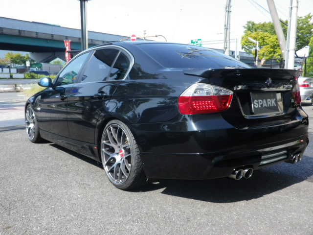 323i　BEAMｺﾝﾌﾟﾘｰﾄStⅡ　ブラックレザー　サンルーフ車両画像02