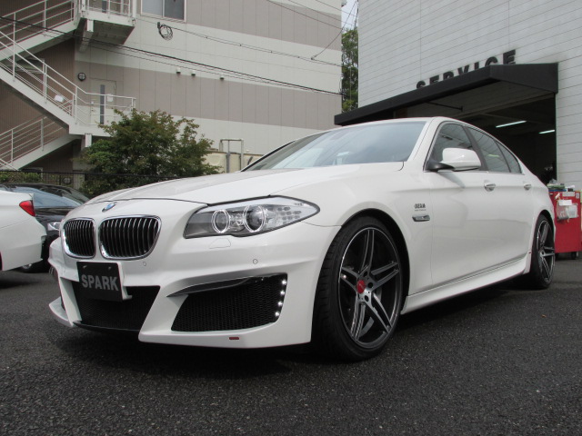 528i　BEAMコンプリートカー　ガラスサンルーフ　ワンオーナー　黒革車両画像09