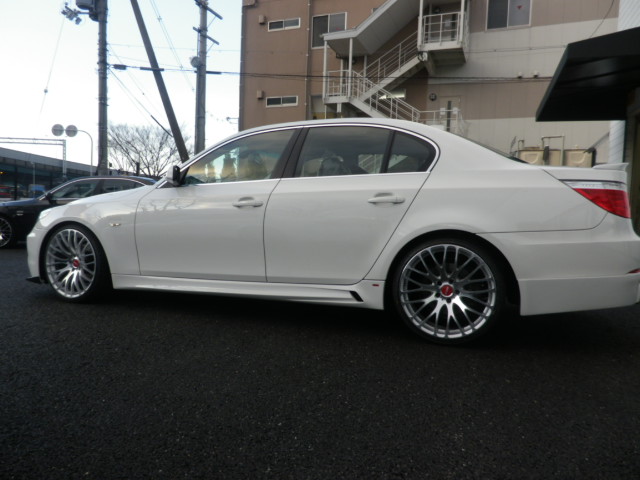 525i ハイラインBEAMコンプリートカーStⅡ　ブラックレザー　20インチAW　車両画像08