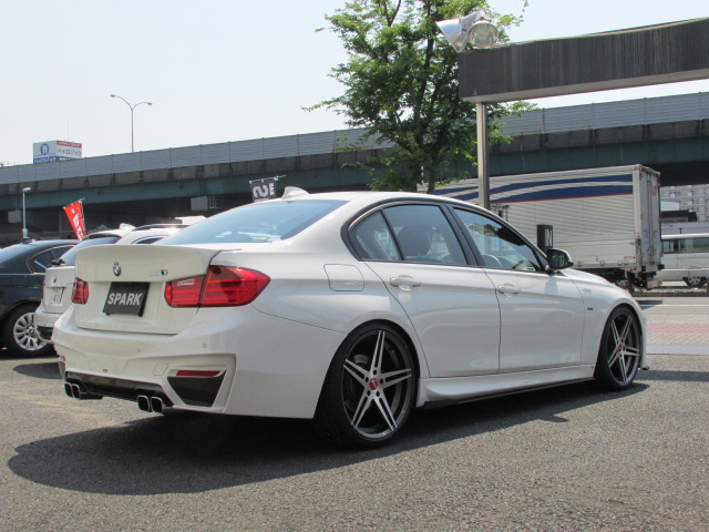 ３２０ｉ　スポーツ　ＢＥＡＭコンプリートカー　パドルシフト　バックカメラ車両画像07