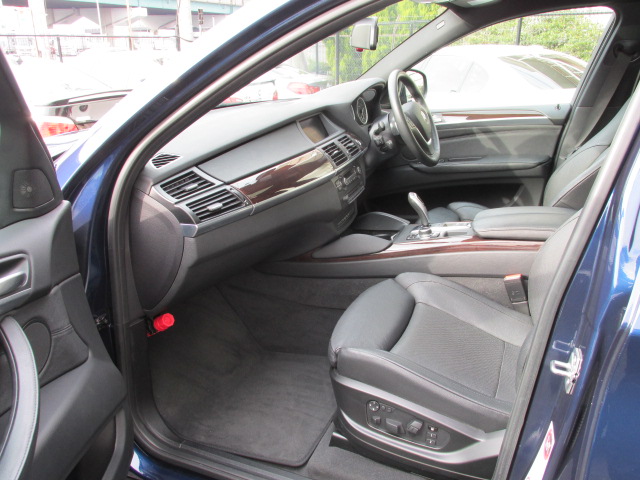 X6 xDrive 35iコンフォートパッケージ 黒革　ワンオーナー　8速ＡＴ車両画像13