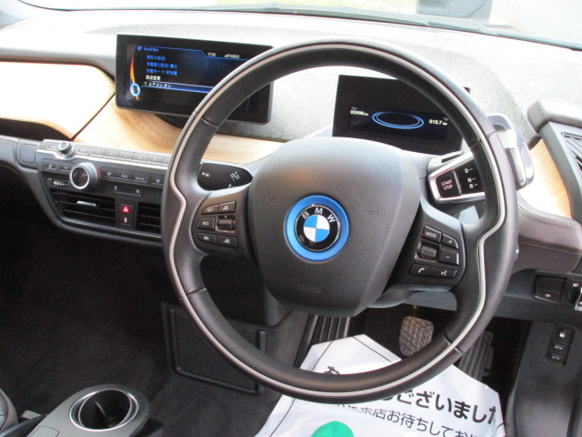 i3 レンジエクステンダーブラウン レザーシート車両画像10