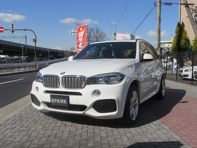 X5 XDrive40e Mスポーツ パノラマＳＲ セレクトパッケージ ブラックレザー車両画像01