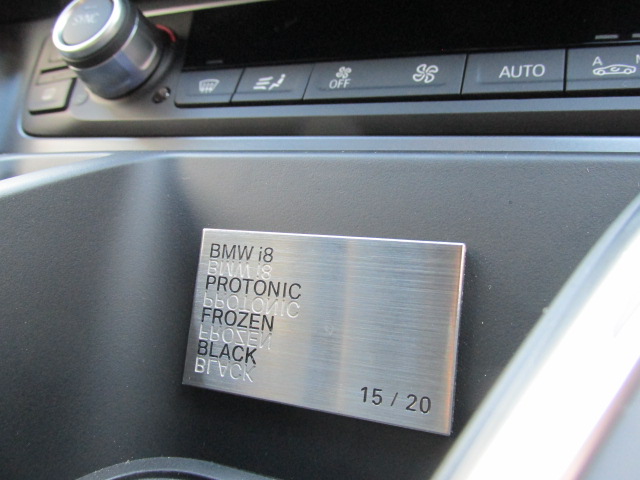 i8 プロトニックフローズンブラック 全国20台限定車 ワンオーナー 右ハンドル レーザーライト車両画像15
