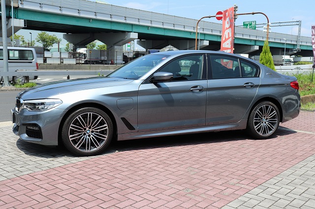 530e Ｍスポーツアイパフォーマンス ブラックレザー ＢＭＷメーカー保証車両画像08