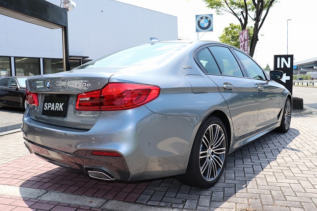 530e Ｍスポーツアイパフォーマンス ブラックレザー ＢＭＷメーカー保証車両画像05