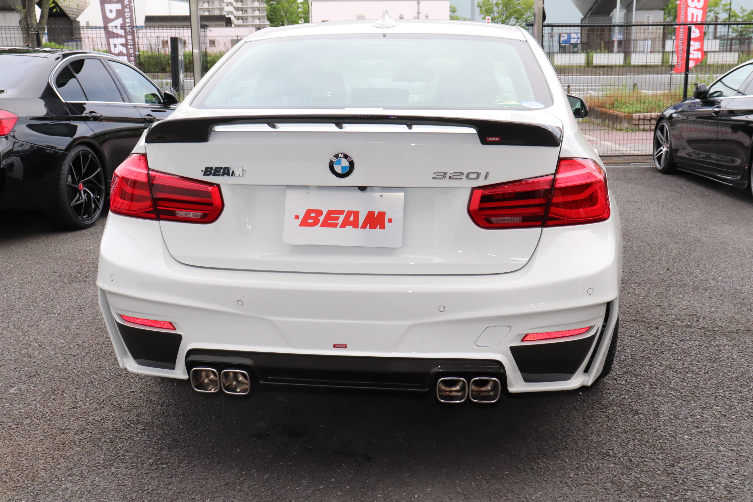 320i LCI BEAMコンプリートカー　LEDヘッドライト　インテリジェントセーフティー　車両画像06