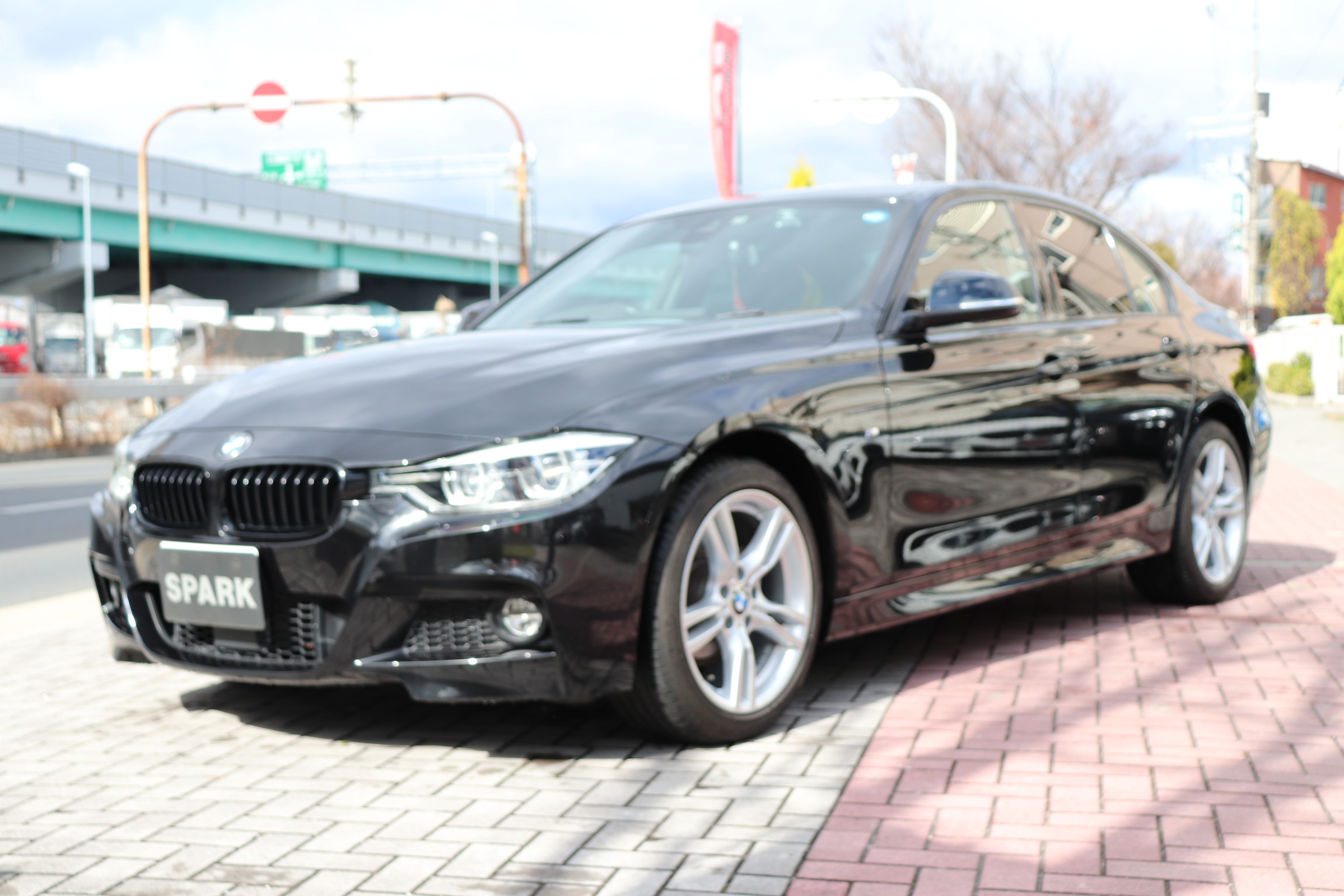 320d Mスポーツ 後期モデル ブラックグリル レーンチェンジウォーニング車両画像09