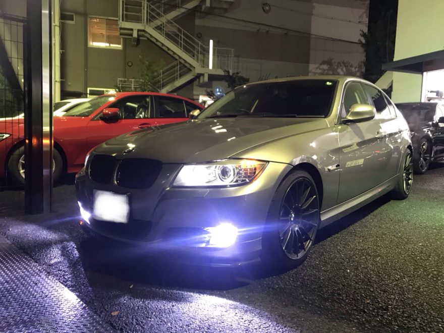 BMW E90 325i LEDバルブ コーディング BMW中古車専門店スパークオート