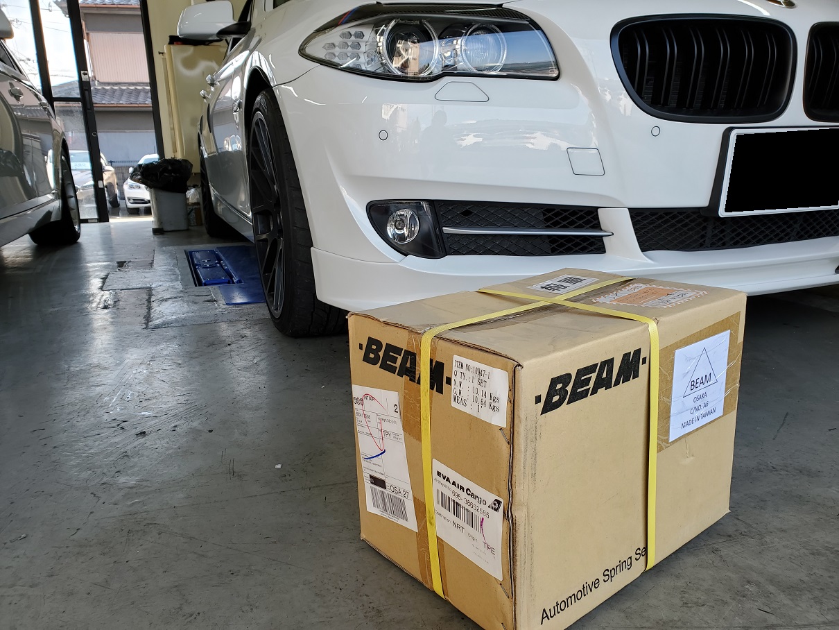 豊中市I様 BMW F10 523d ダウンサス取付 - BMW中古車専門店