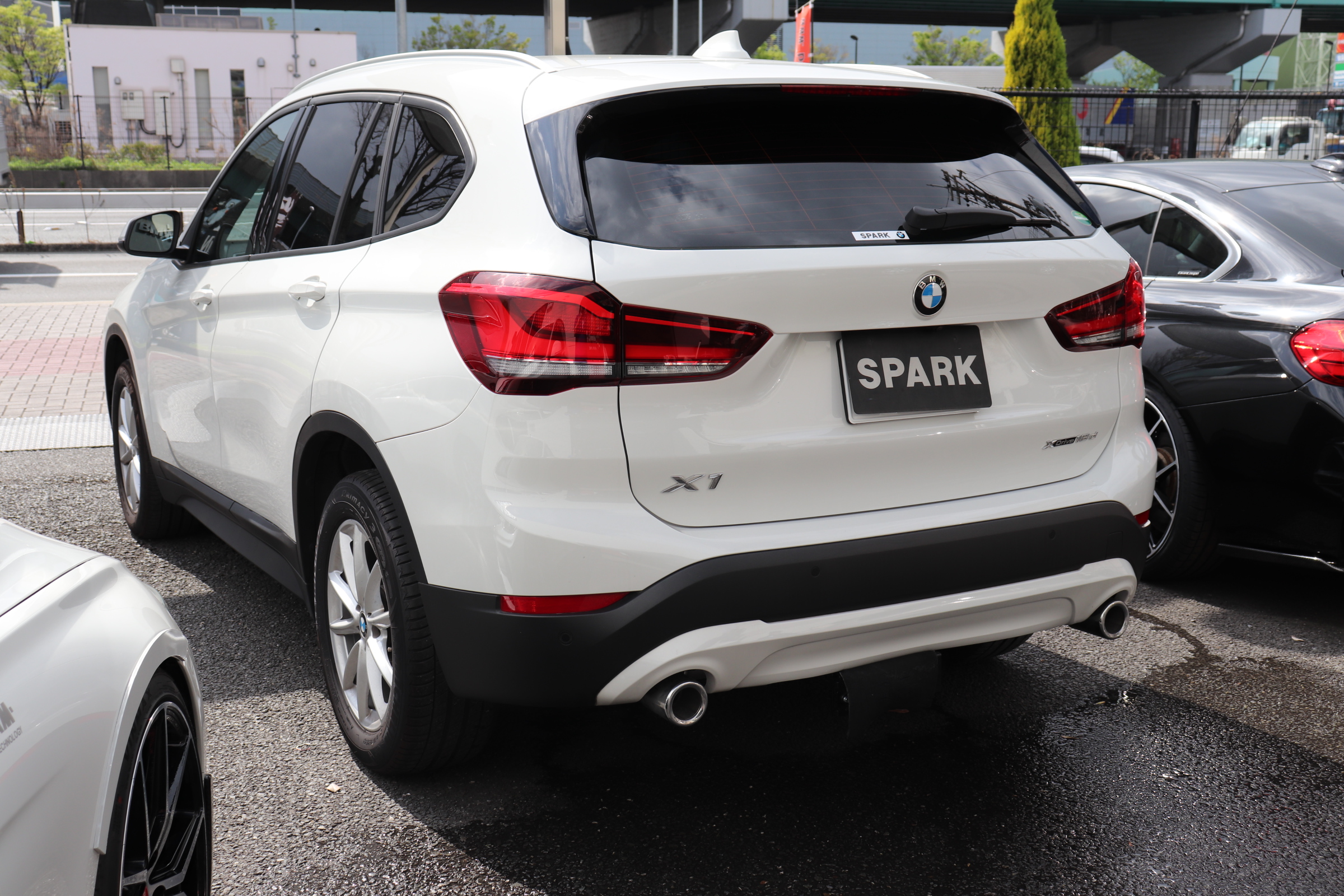 X1 xDrive 18d 後期モデル コンフォートアクセス インテリセーフ車両画像07