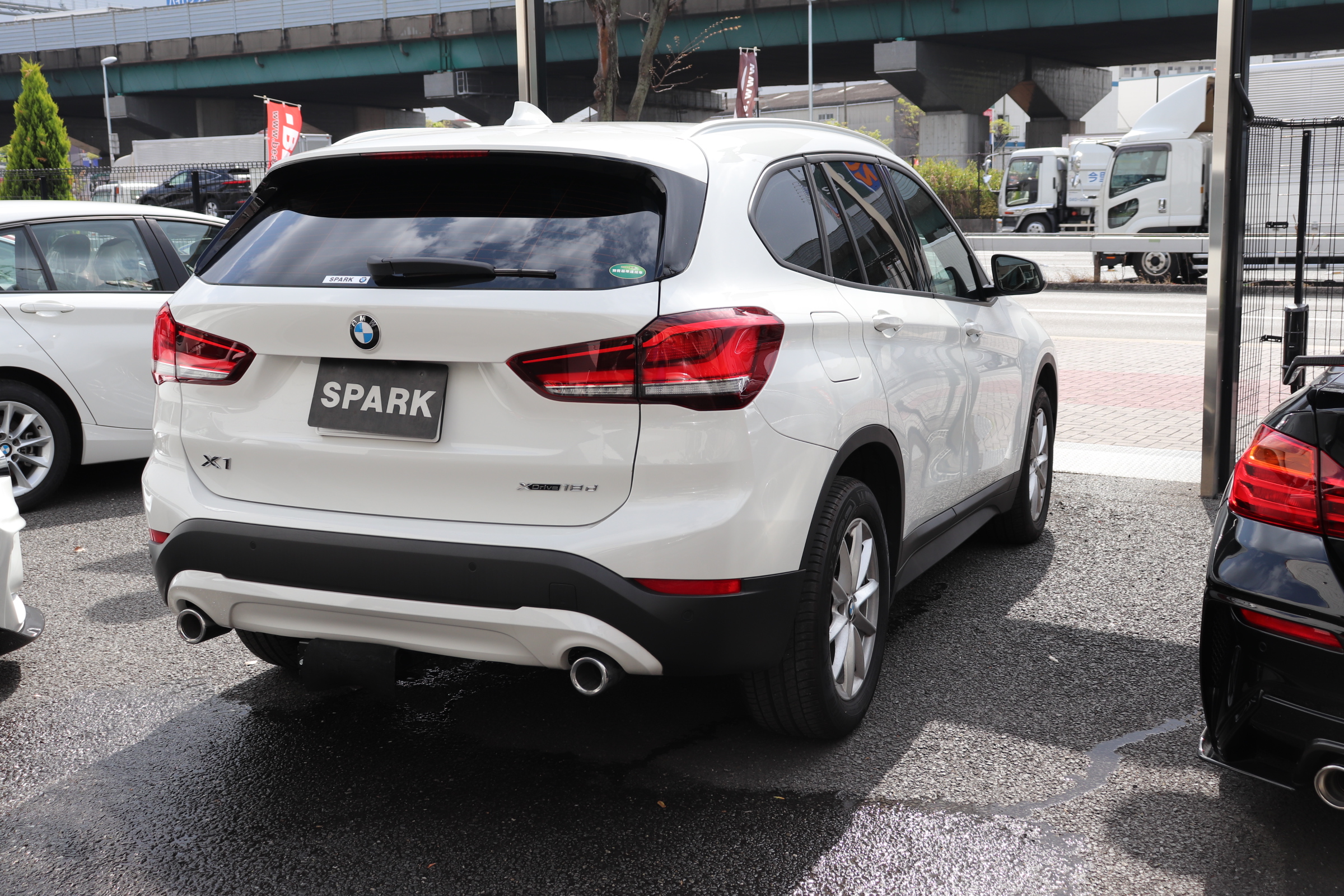 X1 xDrive 18d 後期モデル コンフォートアクセス インテリセーフ車両画像05