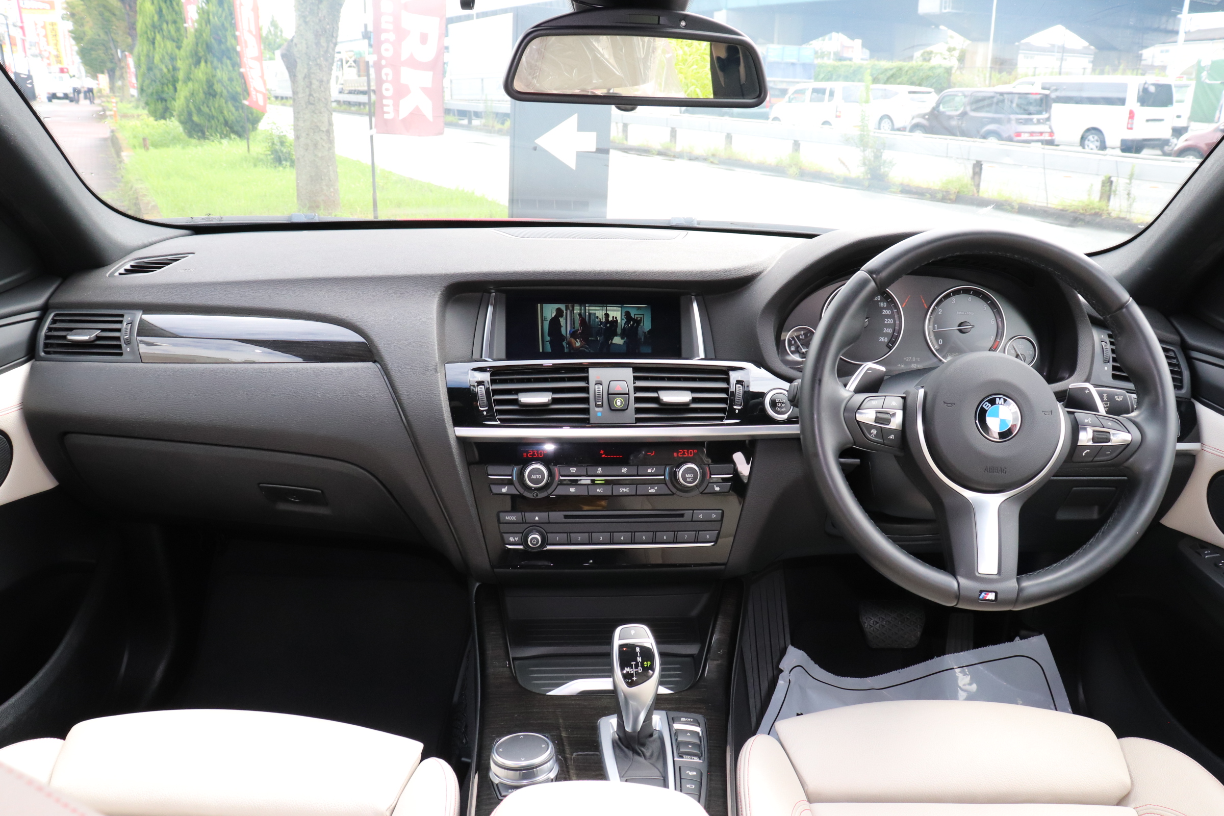 X4 xDrive 28i Mスポーツ 4WD 20インチACCレーンチェンジW LEDヘッド Mスポステア車両画像10