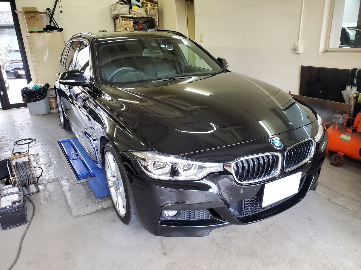 寝屋川市H様 BMW F31 320d Mｽﾎﾟｰﾂ キドニーグリル交換 - BMW中古車専門