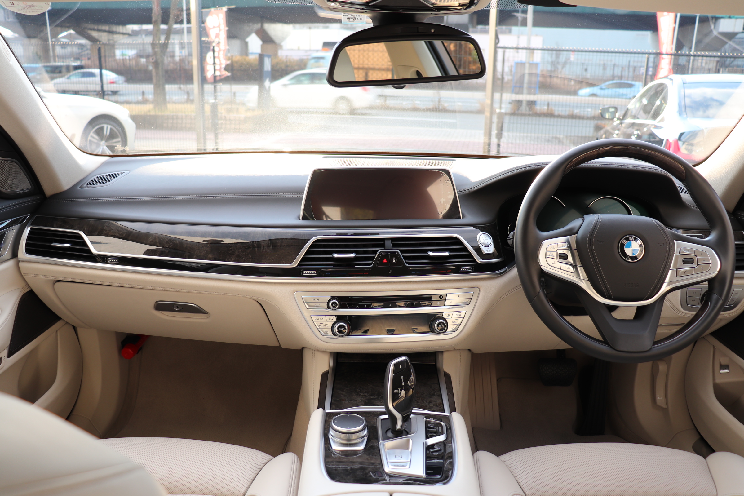 740i サンルーフ HUD ベージュレザー マッサージシート ハーマンカードン車両画像10