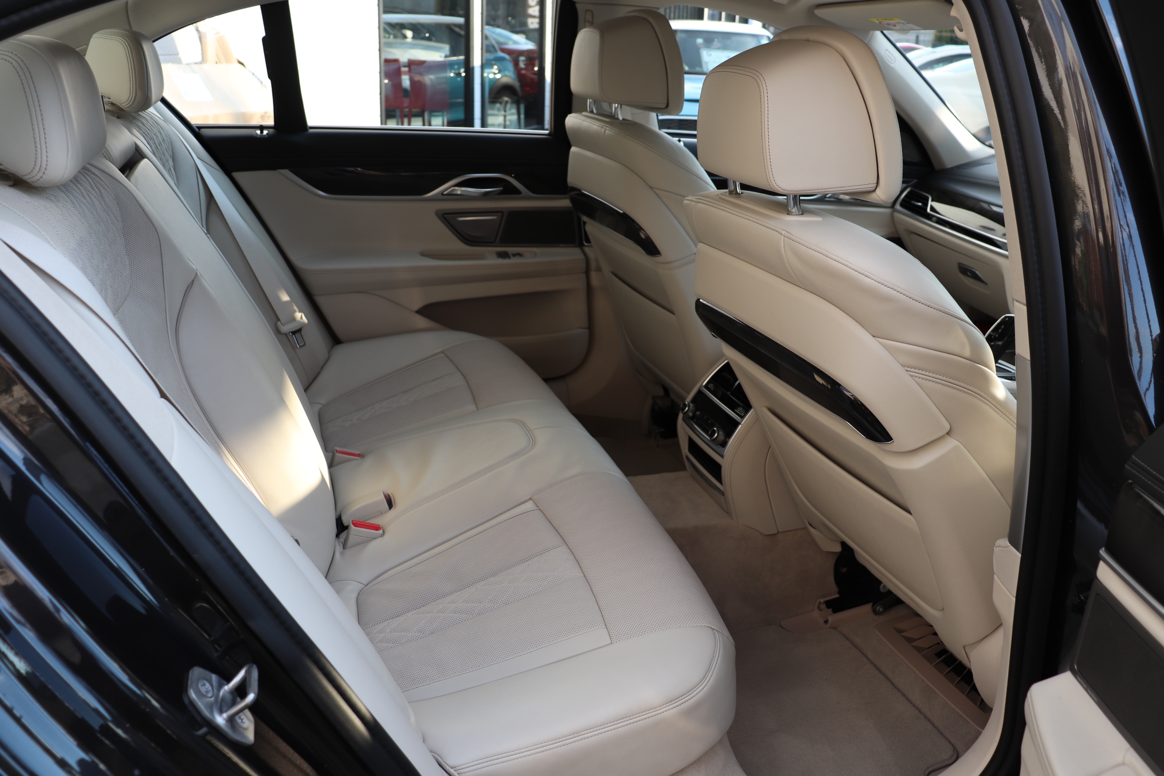 740i サンルーフ HUD ベージュレザー マッサージシート ハーマンカードン車両画像12