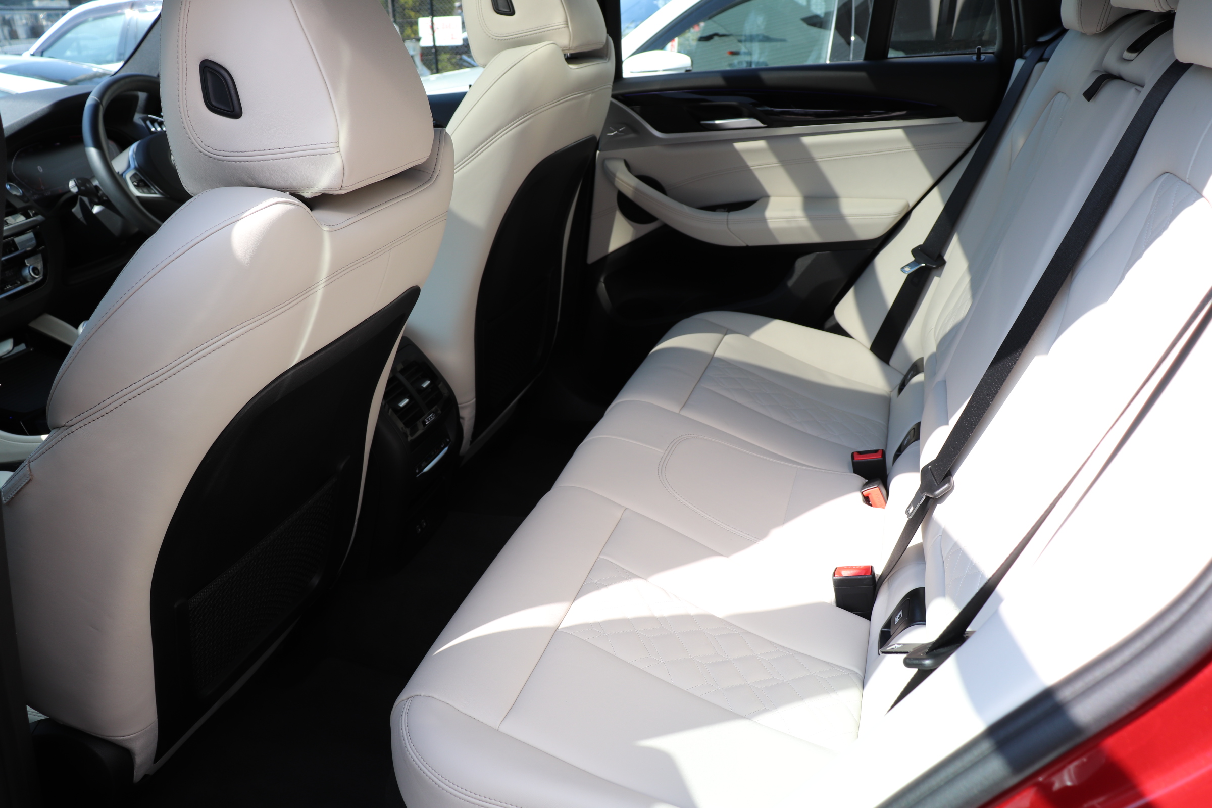 X4 xDrive 20d Mスポーツ ワンオーナー サンルーフ ホワイトレザー フルセグ ACC車両画像14