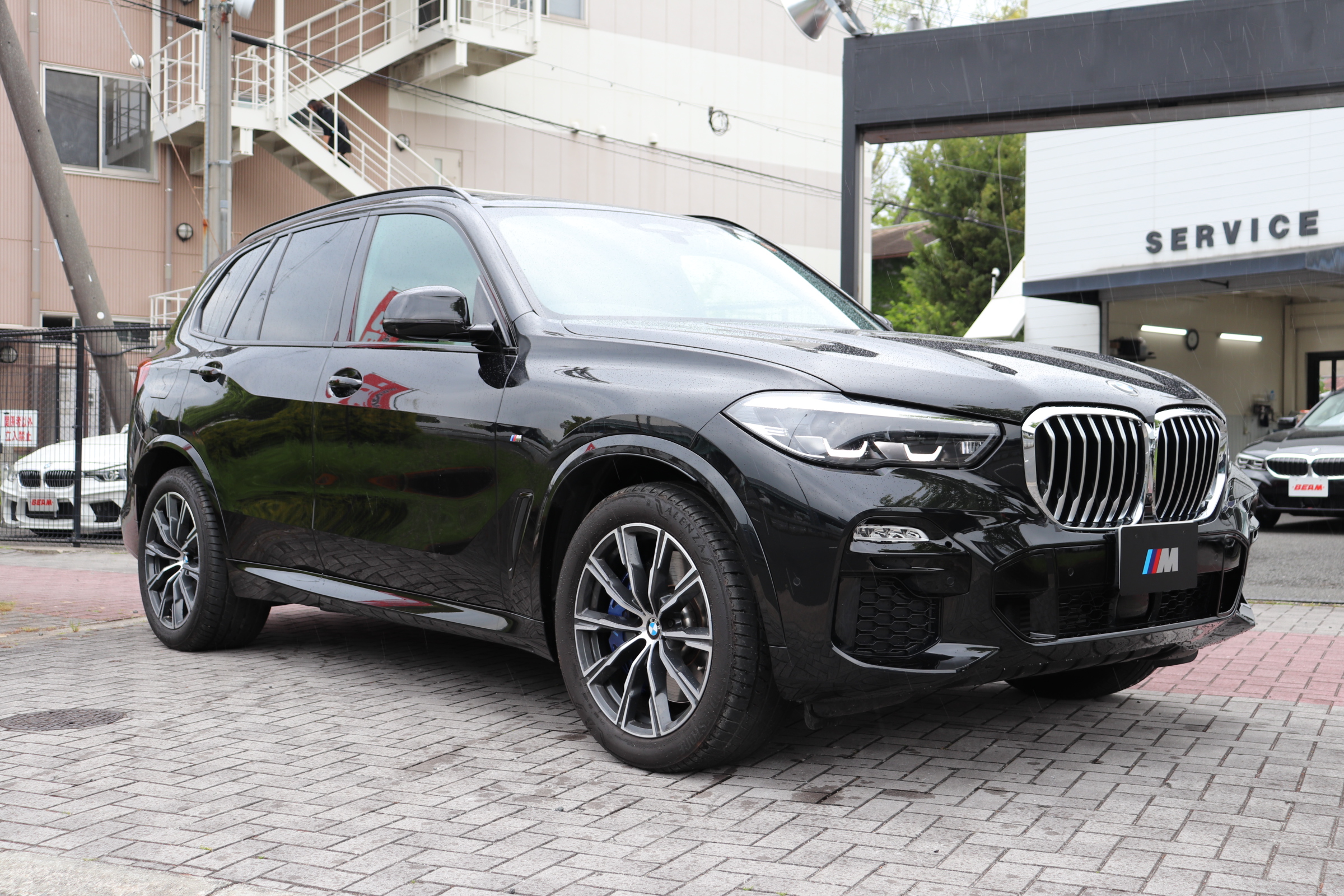 X5 xDrive 35d Mスポーツ パノラマサンルーフ ブラックレザー車両画像03