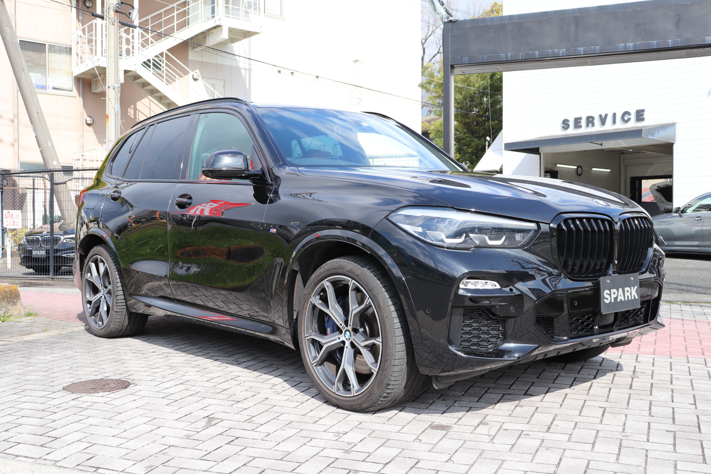 3/31までご成約分お買得価格☆X5 xDrive 35d Mスポーツ ドライビングダイナミクスパッケージ エアサス サンルーフ 21インチAW車両画像03