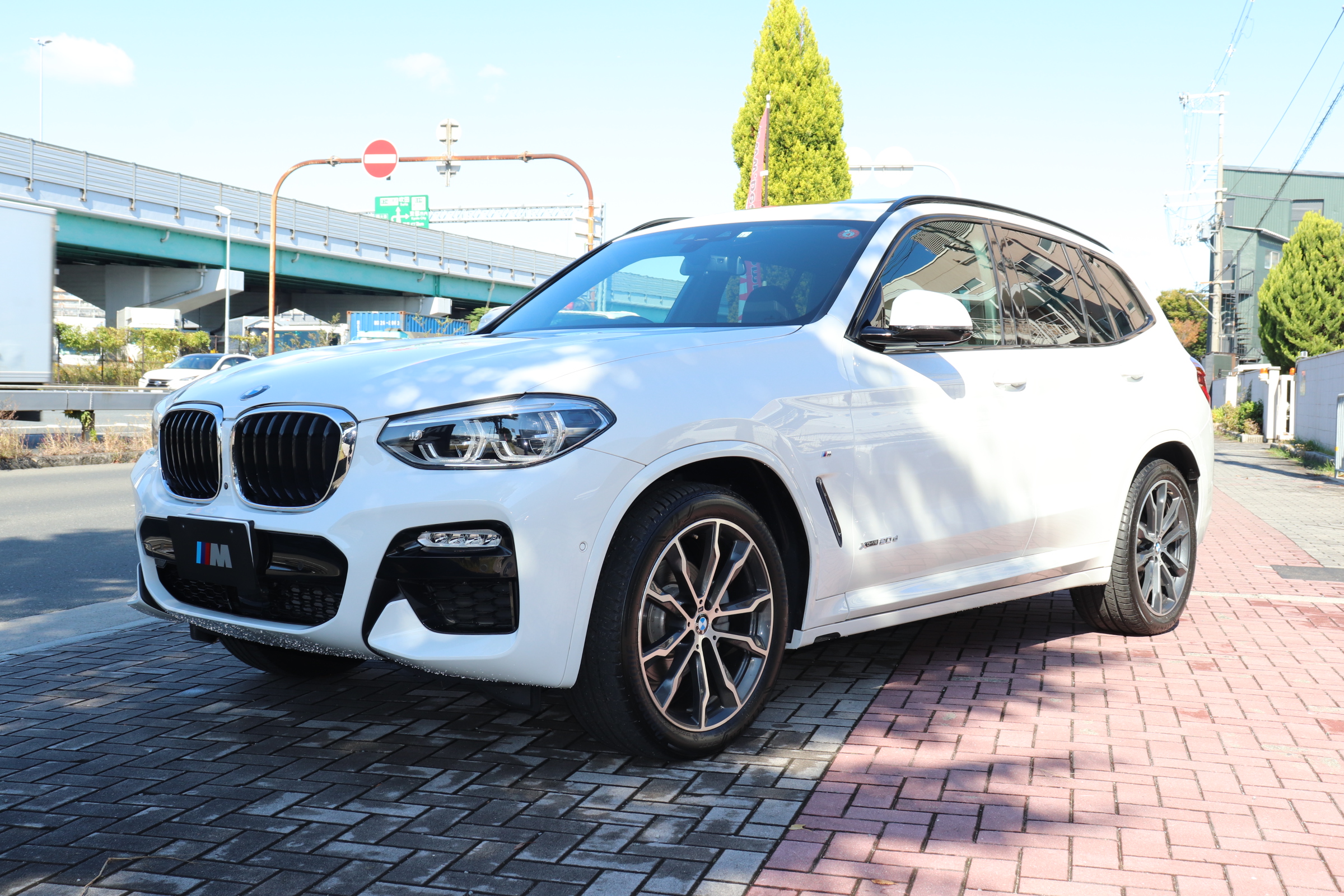 X3 xDrive 20d Mスポーツ 黒革 SR アンビエントライト ハーマンカードン車両画像09