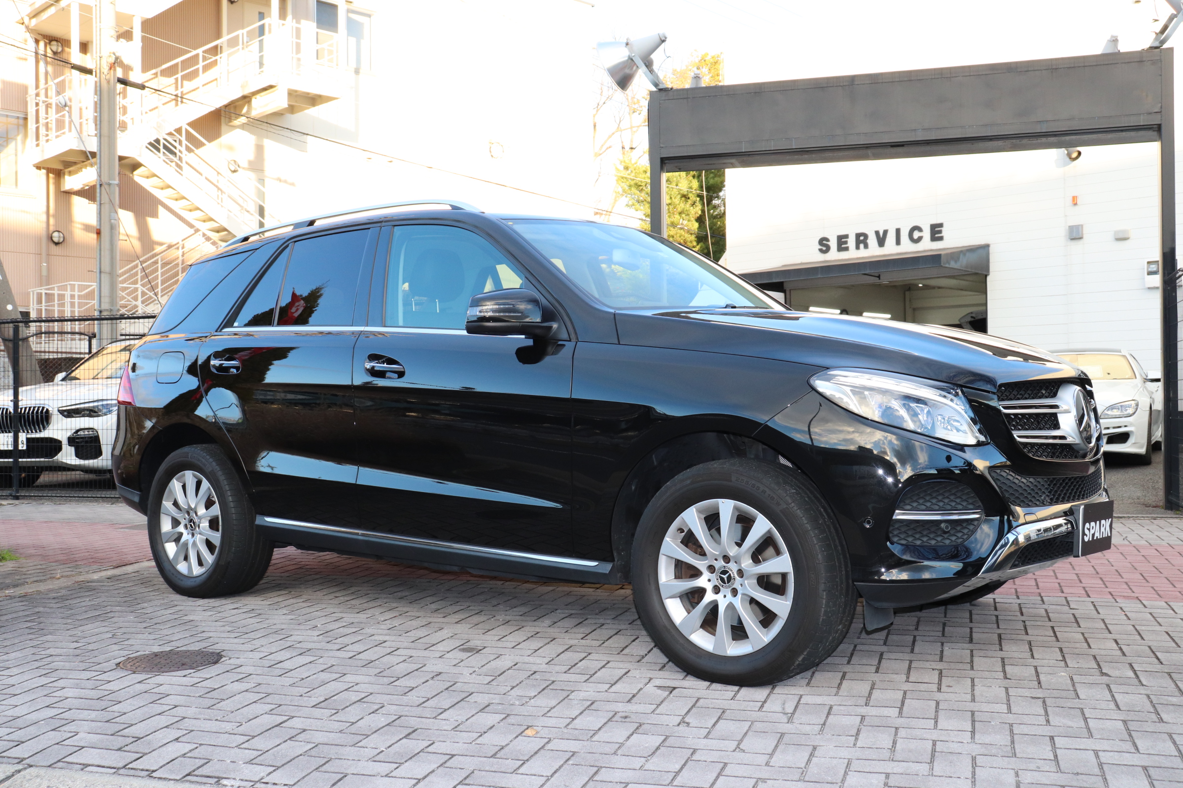 GLE350d 4マチック本革仕様 4WD ワンオーナー　レーダークルーズ車両画像04