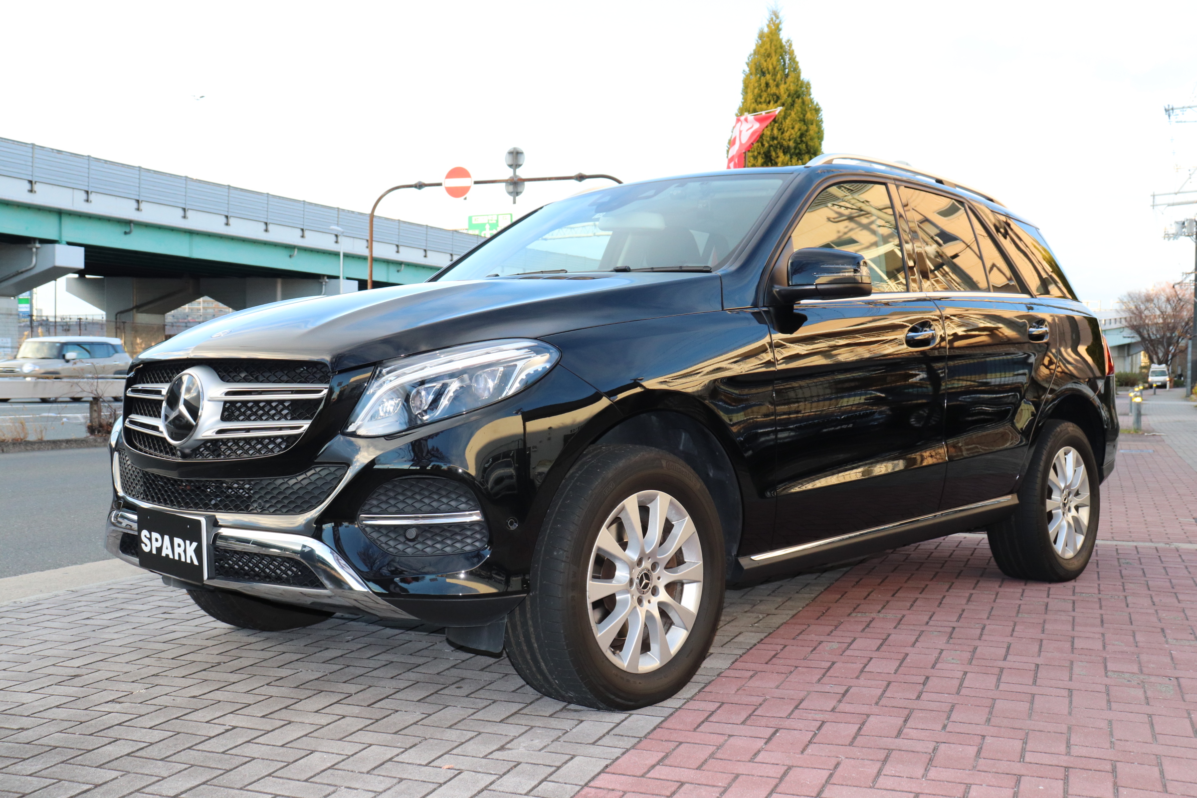 GLE350d 4マチック本革仕様 4WD ワンオーナー　レーダークルーズ車両画像09