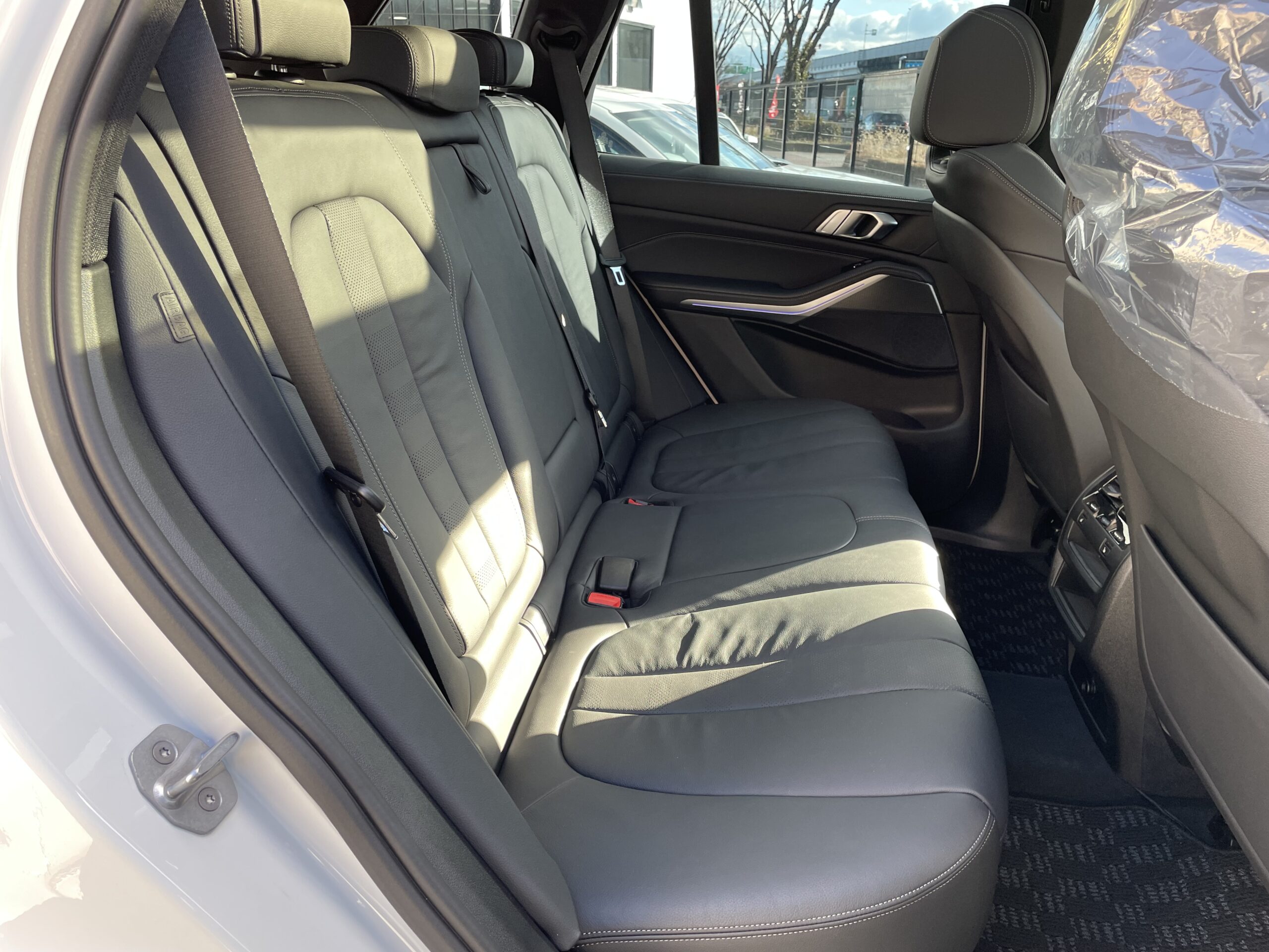 X5 xDrive 35d Mスポーツ パノラマSR 黒革 OP21インチホイール HUD車両画像11