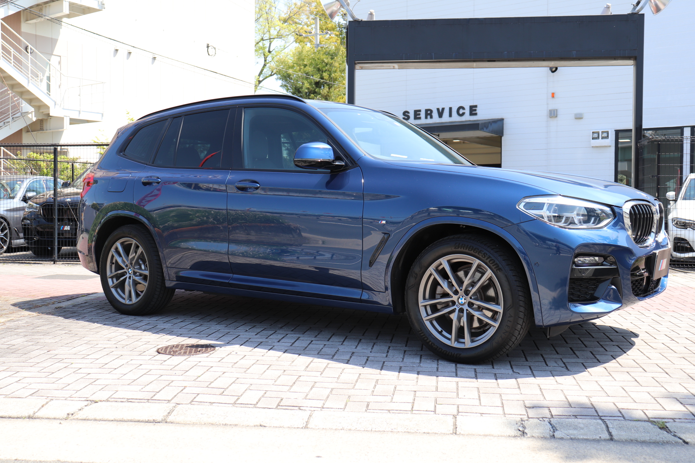 X3 xDrive20d Mスポーツ 中期モデルライブコックピット 黒革 ワンオーナー車両画像04