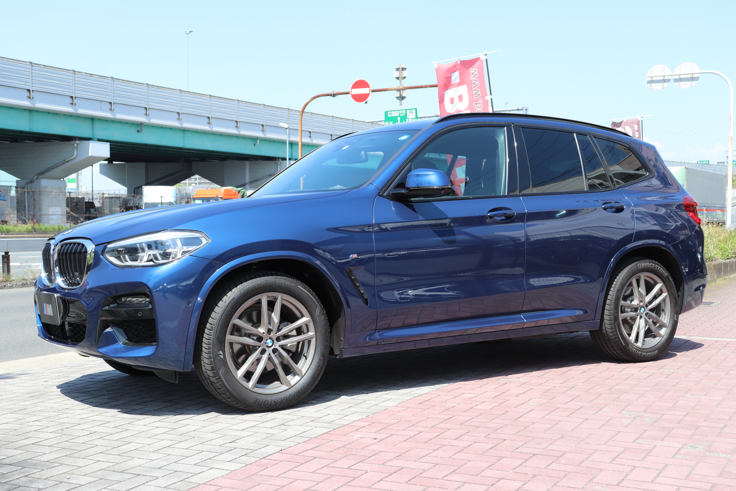 X3 xDrive20d Mスポーツ 中期モデルライブコックピット 黒革 ワンオーナー車両画像08