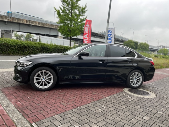 320i 首都圏100台限定ピュアエレガンス モカレザー シートヒーター オートトランク 全周囲カメラ車両画像05