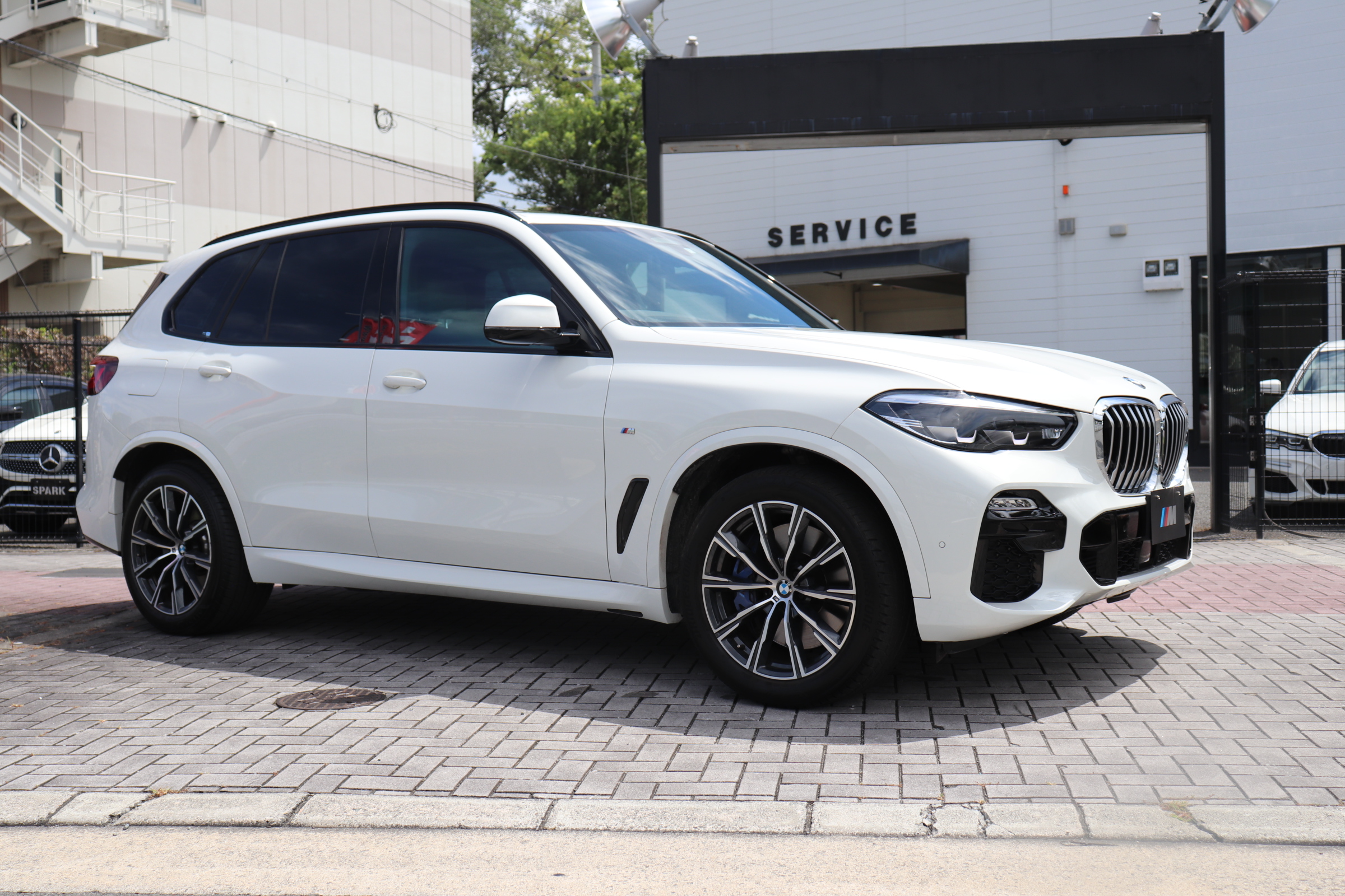 X5 xDrive 35d Mスポーツ プラスパッケージ サンルーフ ハーマンカードン車両画像03