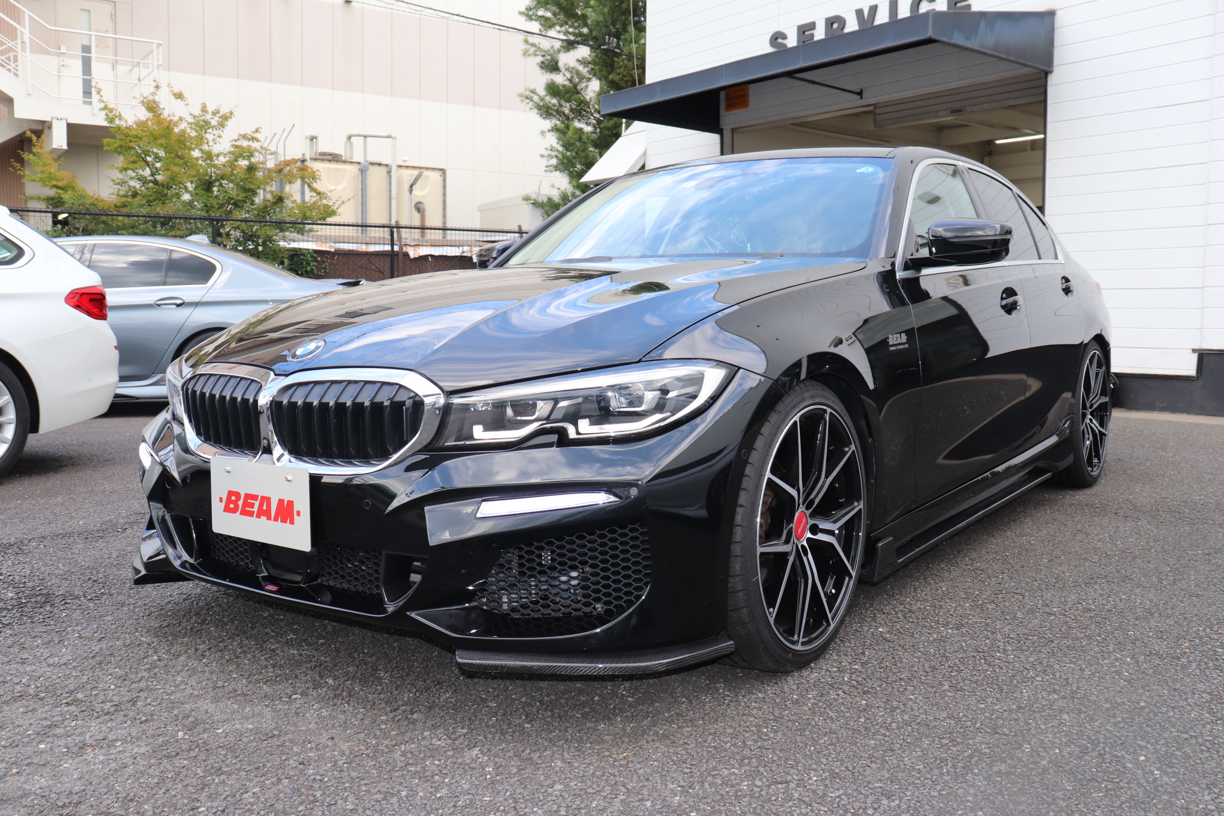 320d xDrive ハイライン BEAMコンプリートカー ブラックレザー 360度カメラ車両画像09