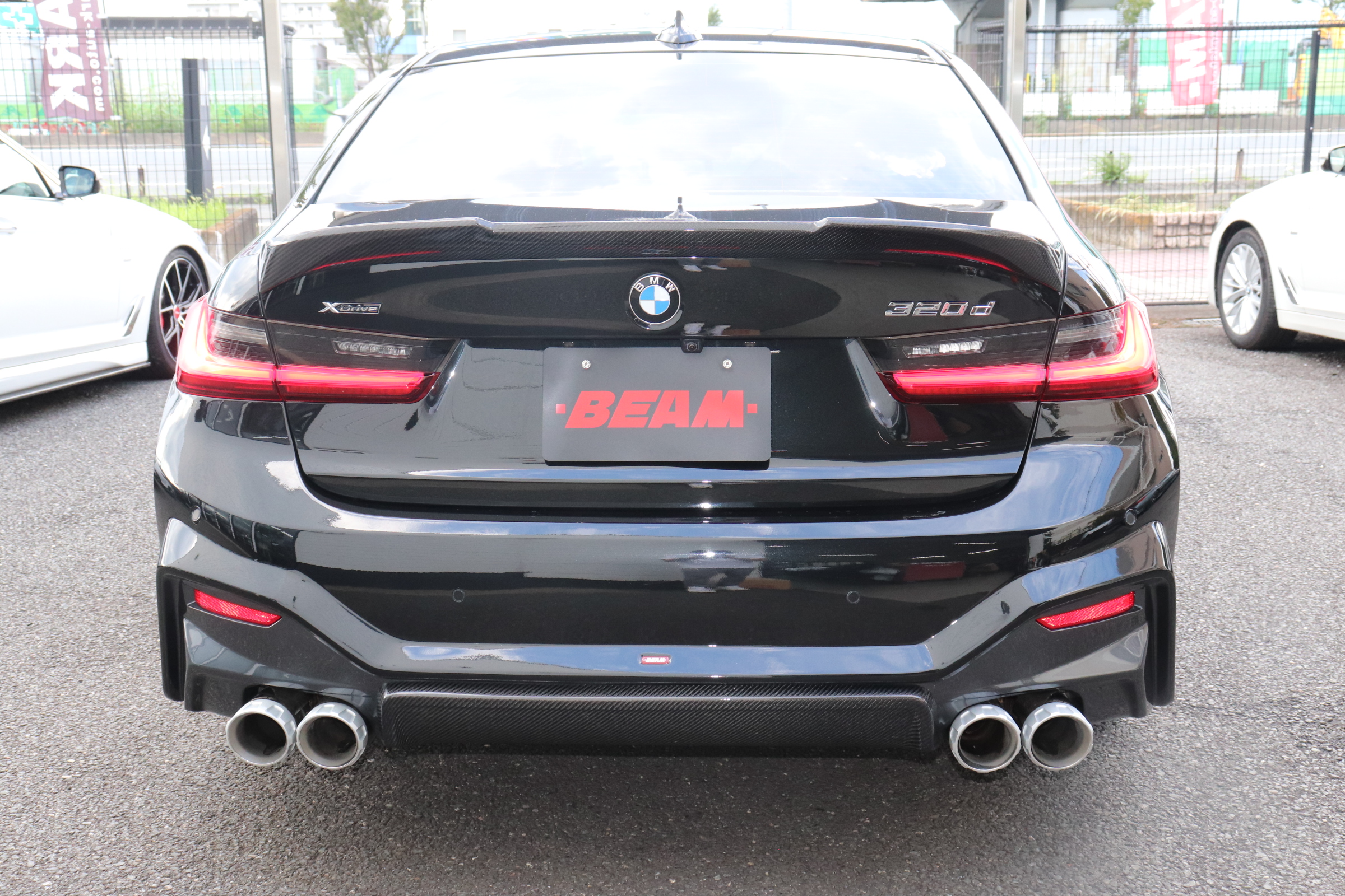 320d xDrive ハイライン BEAMコンプリートカー ブラックレザー 360度カメラ車両画像06