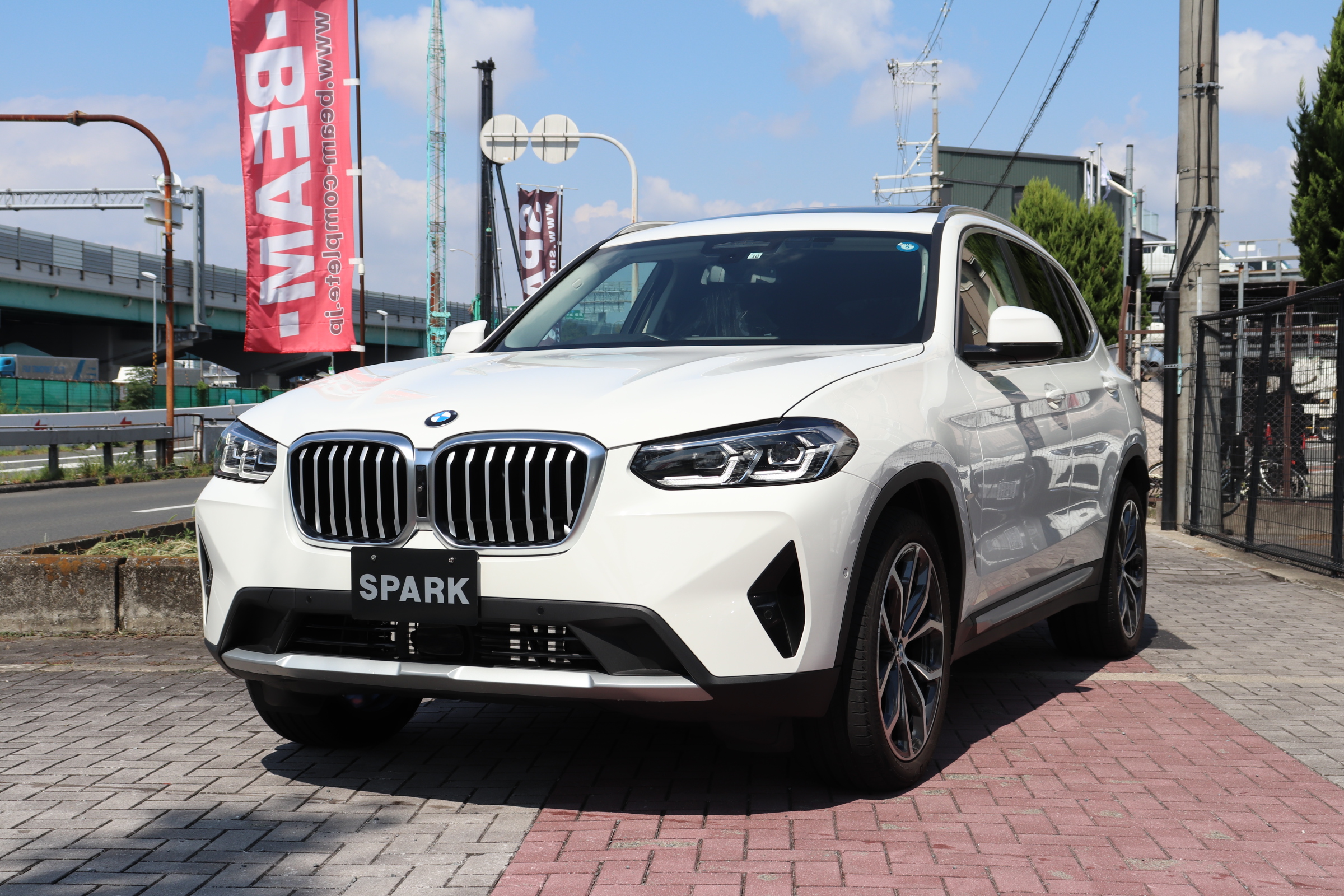 X3 xDrive20d ワンオナ レザーP パノラマSR OP20インチ ジェスチャーC車両画像01