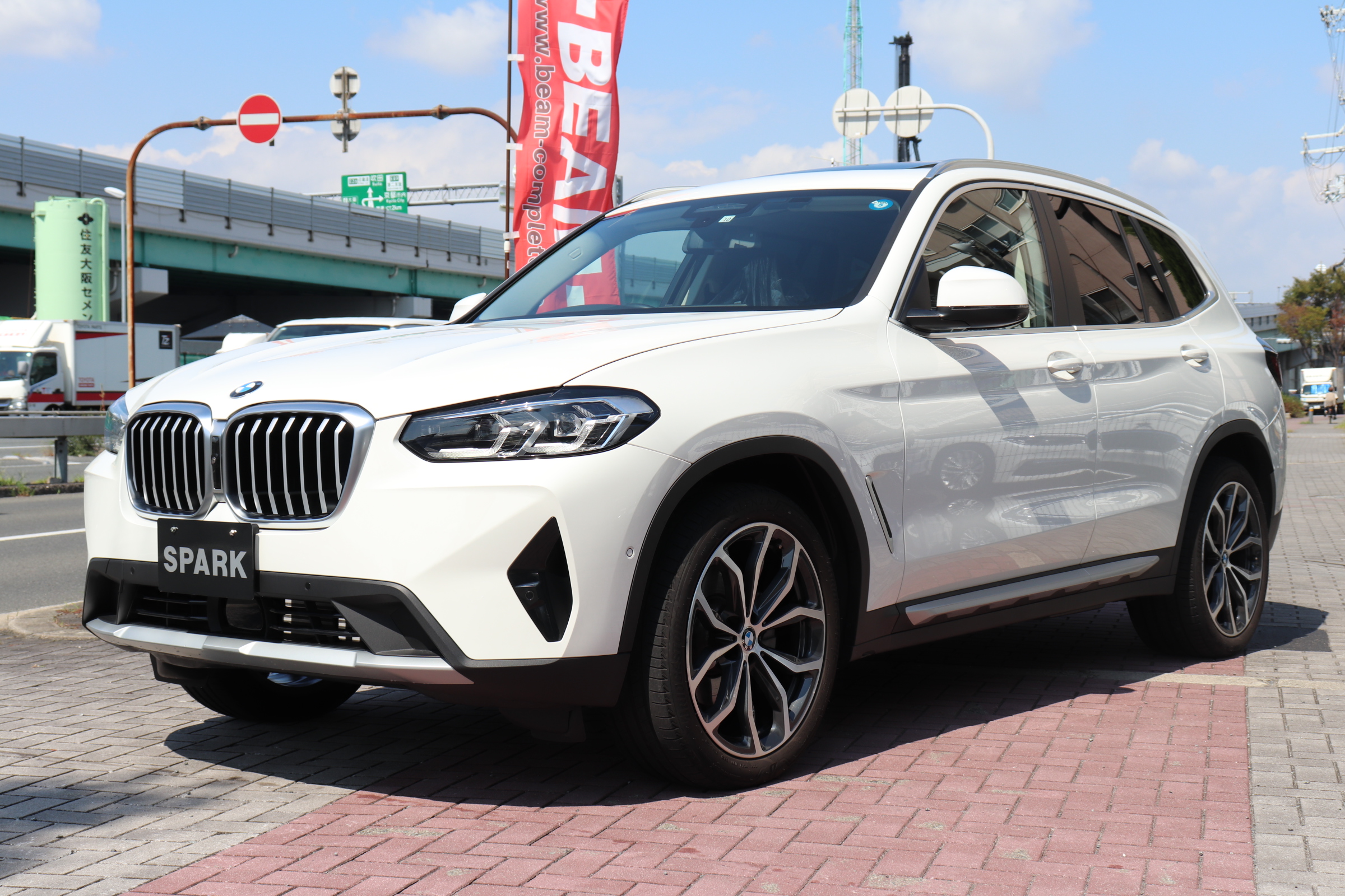 X3 xDrive20d ワンオナ レザーP パノラマSR OP20インチ ジェスチャーC車両画像09