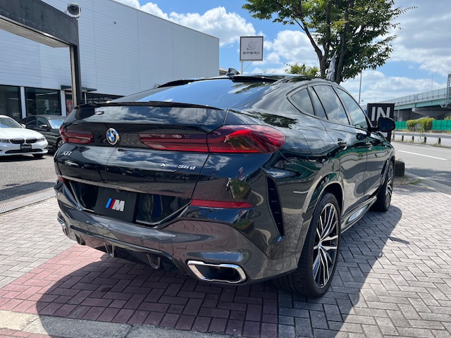 X6 xDrive35d Mスポーツ マイルドハイブリッドスカイラウンジパノラマサンルーフOP22インチAW車両画像05