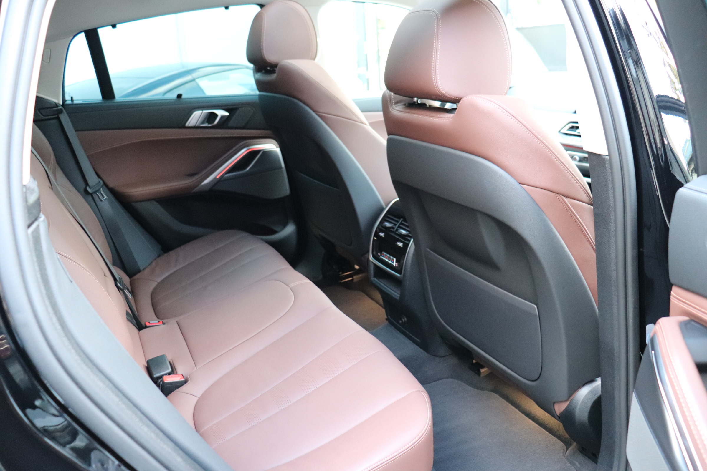 X6 xDrive35d Mスタイリングコンプリートカー マイルドHV SR プラスP車両画像12