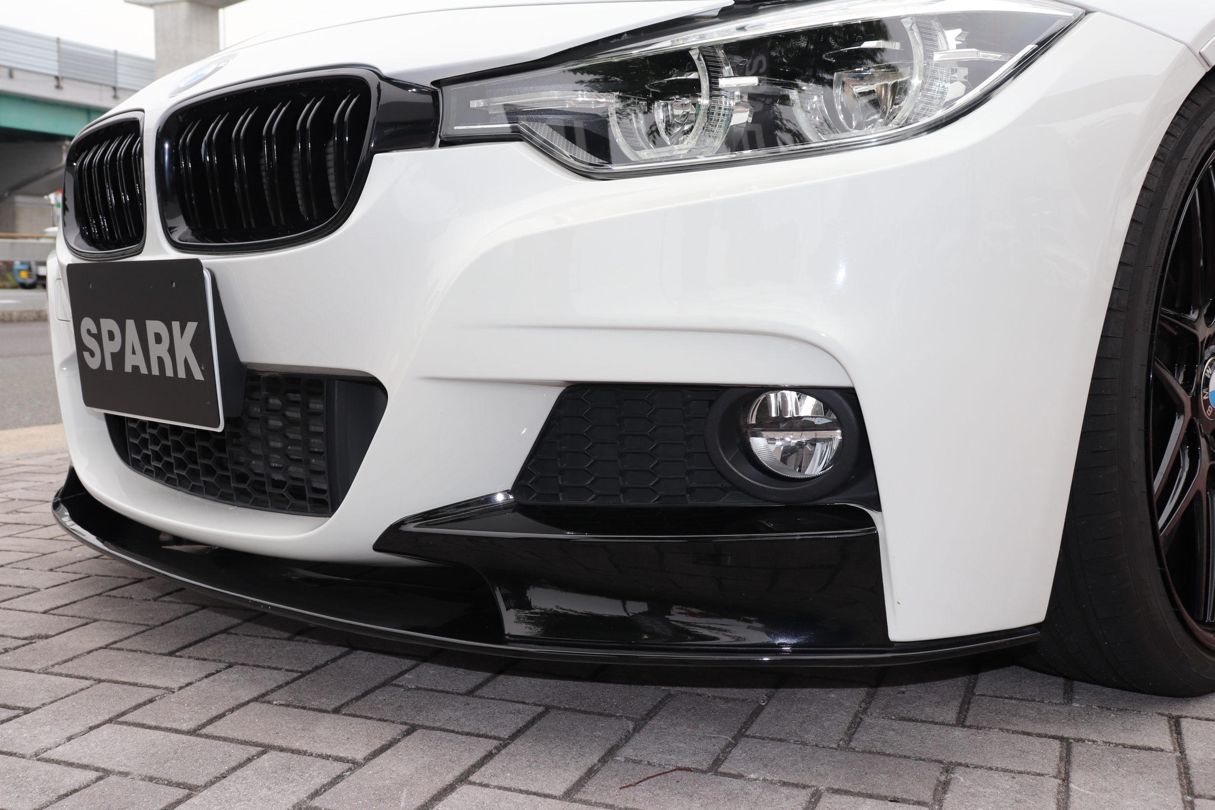 318i Mスポーツ 20インチホイール フロントリップ ローダウン車両画像10