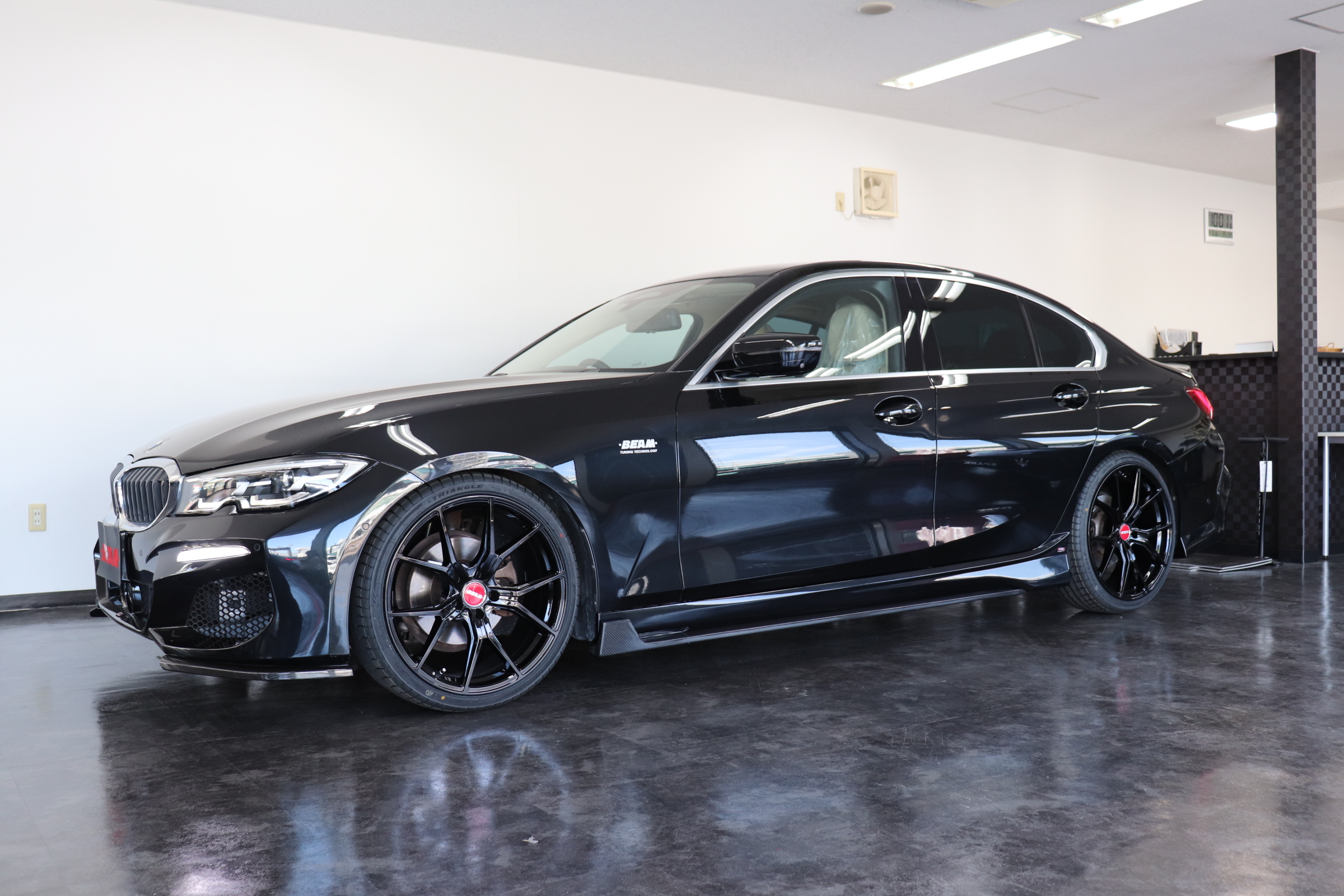 320d xDrive BEAMコンプリートカー ワンオナ 全周囲カメラ オートランク車両画像07