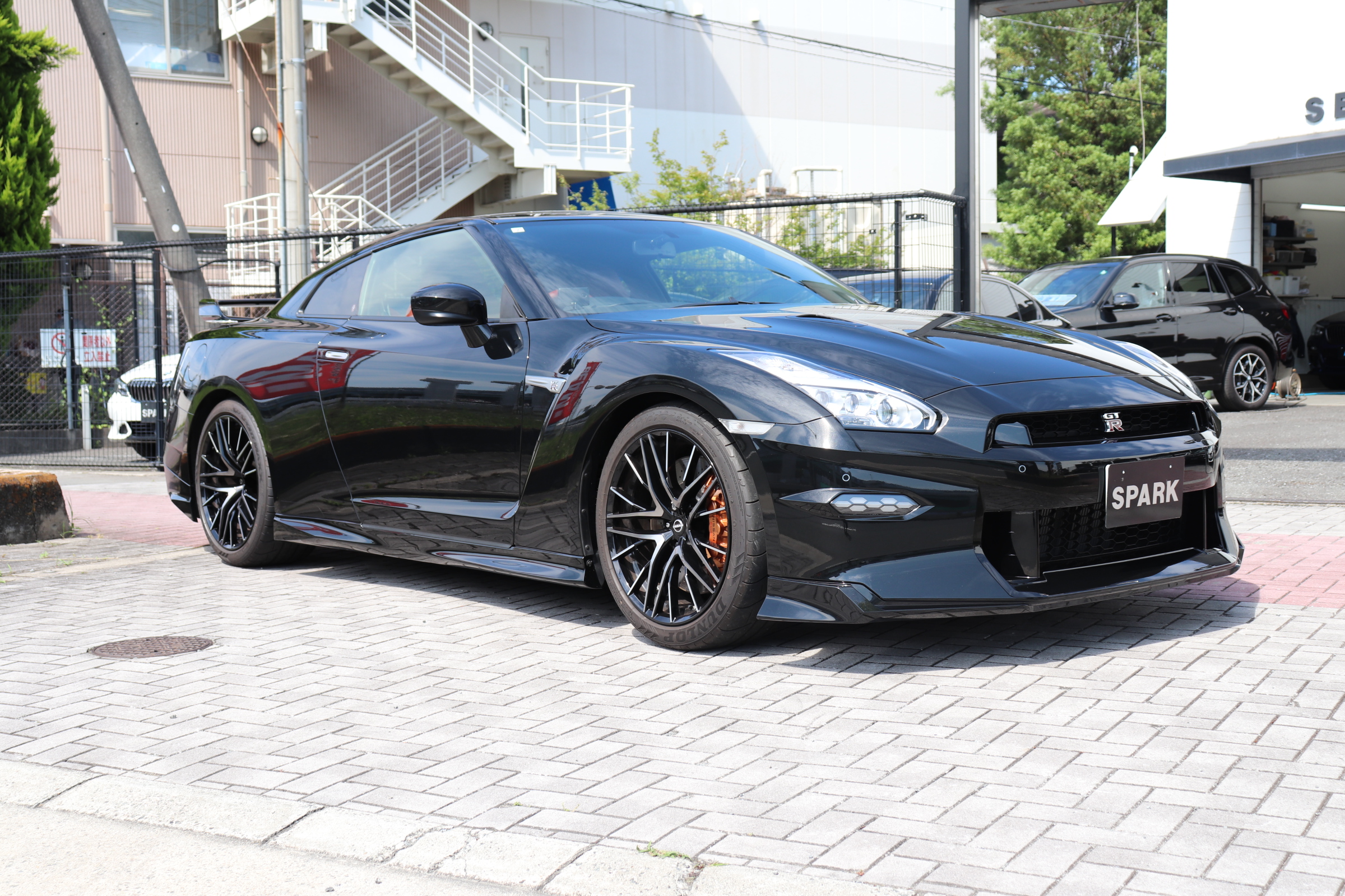 GT-R 3.8プレミアムエディション 4WD ワンオーナー 赤革 屋内保管 禁煙車両画像03