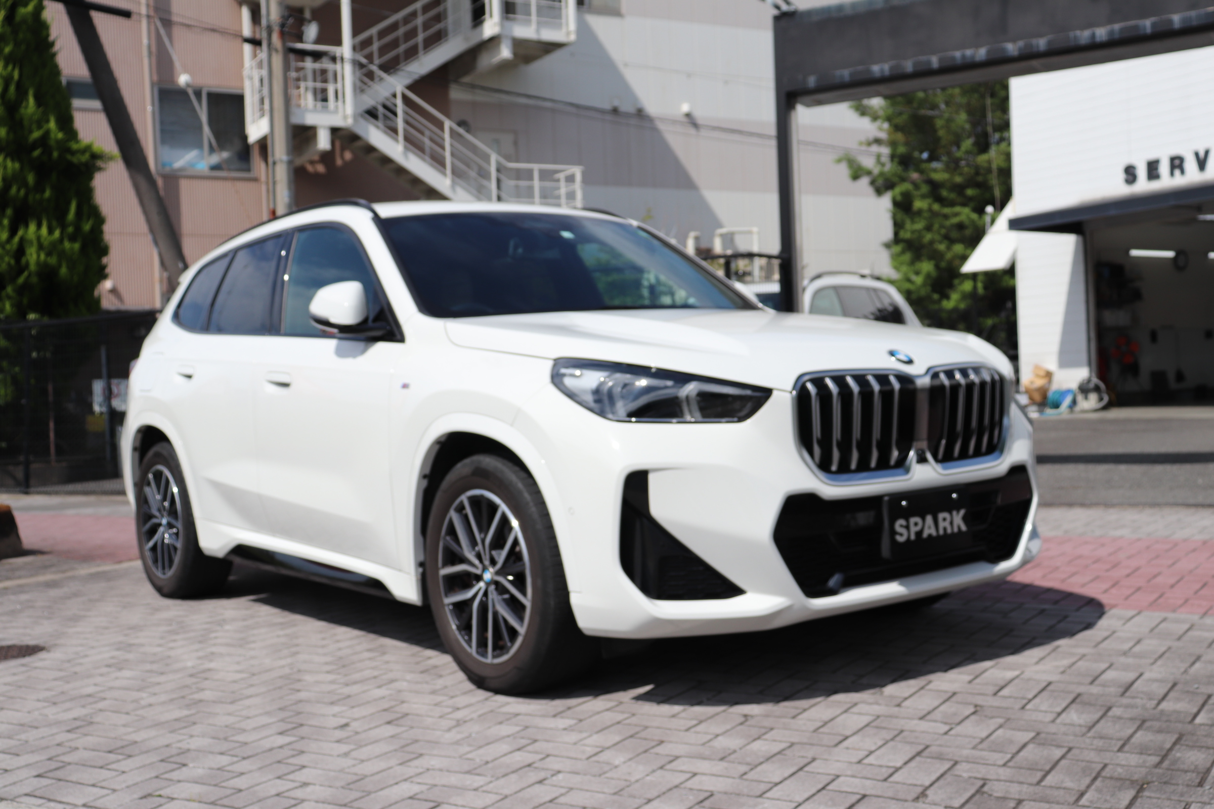 X1 ｘDrive 20i Ｍスポーツ 全周カメラ アンビエントライト オートRゲート車両画像03