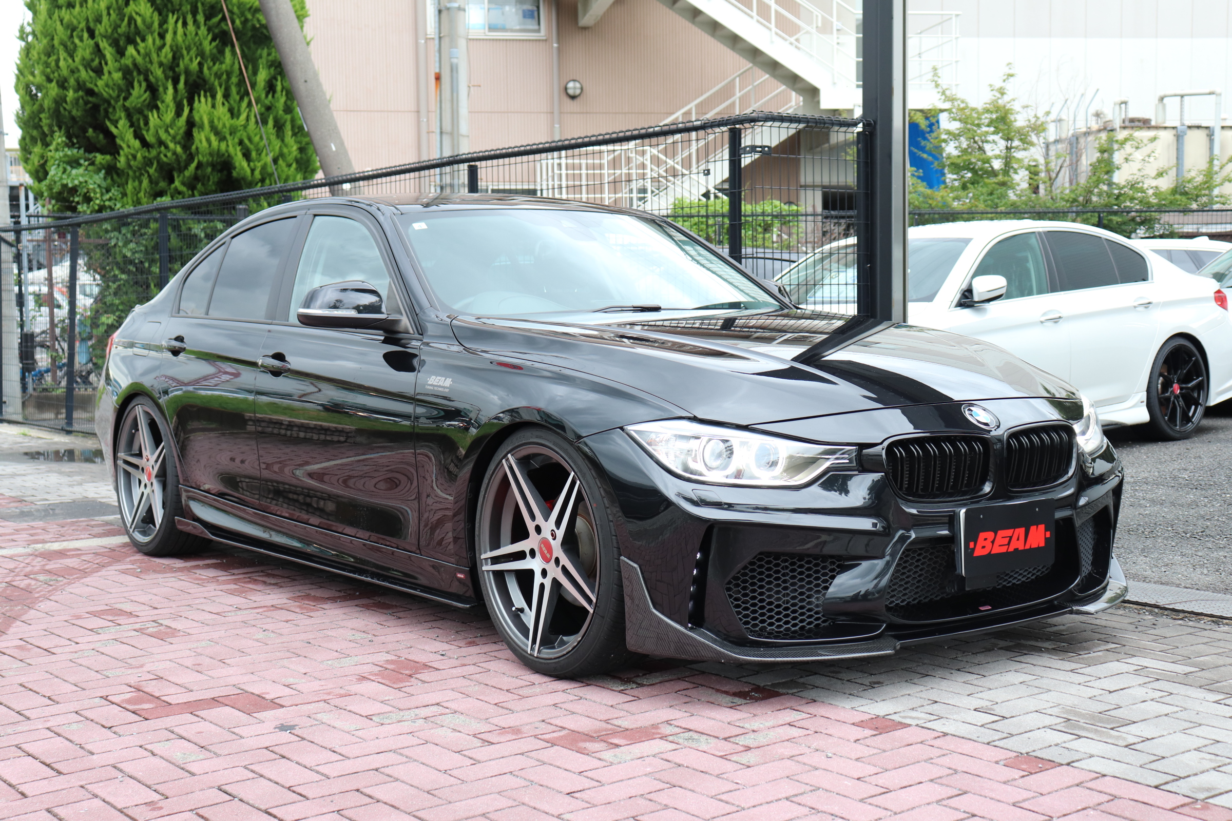 320i BEAMコンプリートカー ACC ブラックグリル アンドロイドモニター車両画像03