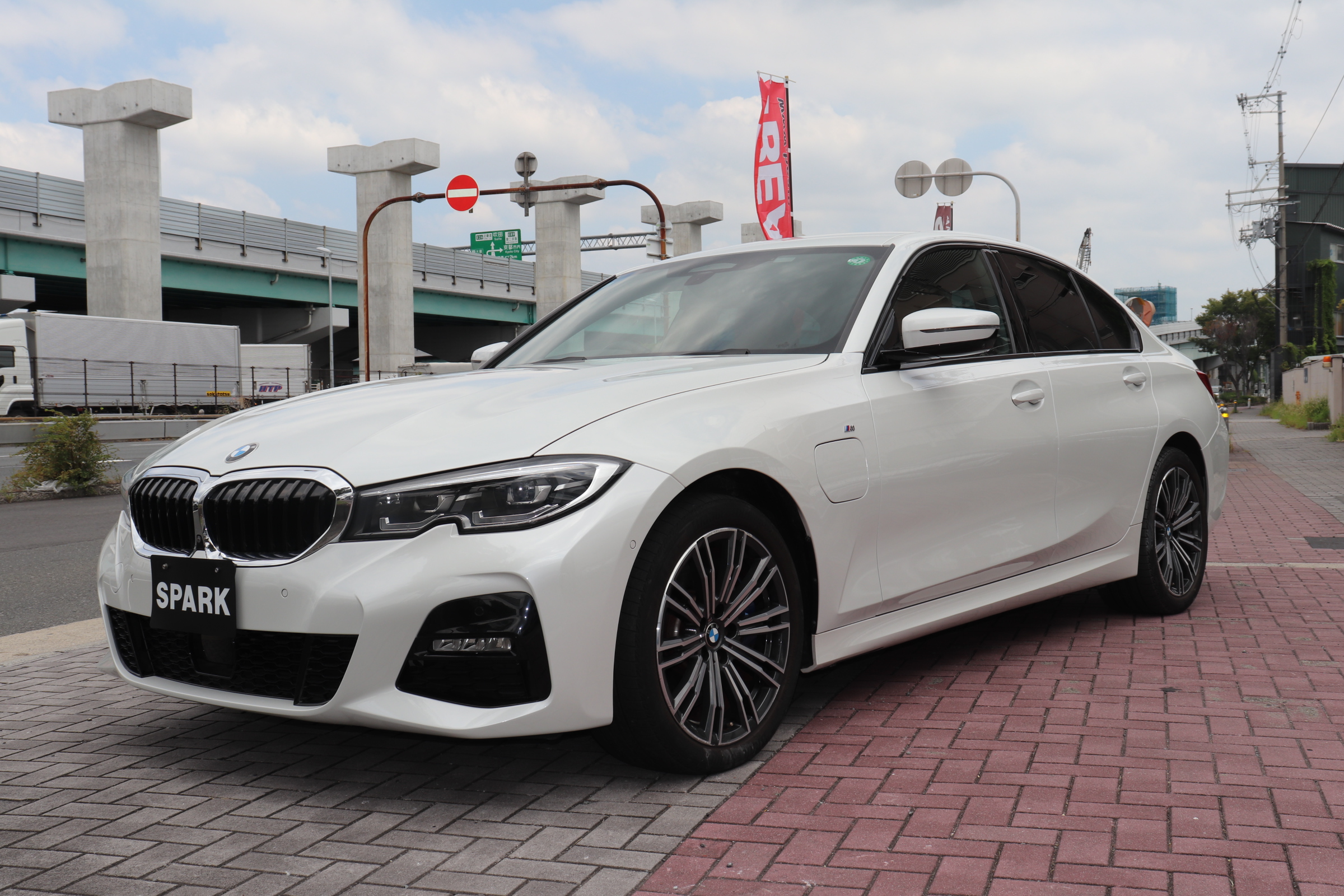 330e Mスポーツ エディション ジョイプラス ワンオーナー コニャックレザー車両画像09