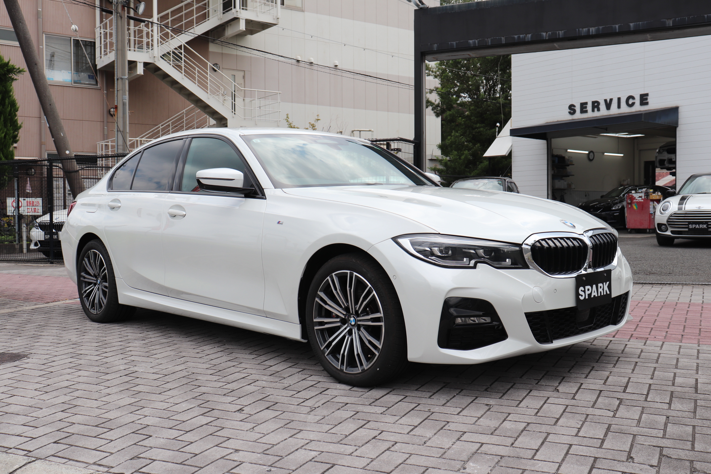 330e Mスポーツ エディション ジョイプラス ワンオーナー コニャックレザー車両画像03