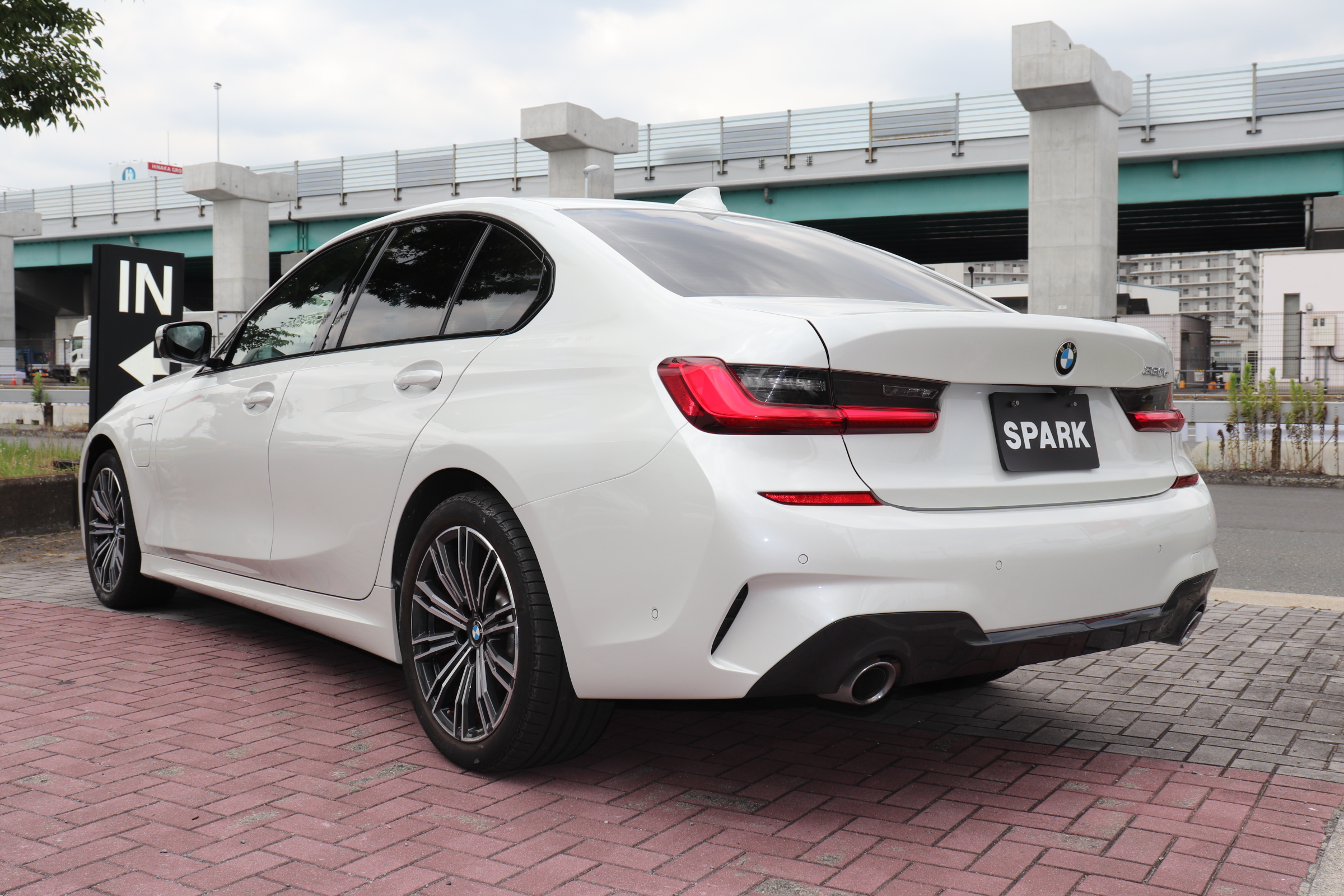 330e Mスポーツ エディション ジョイプラス ワンオーナー コニャックレザー車両画像07