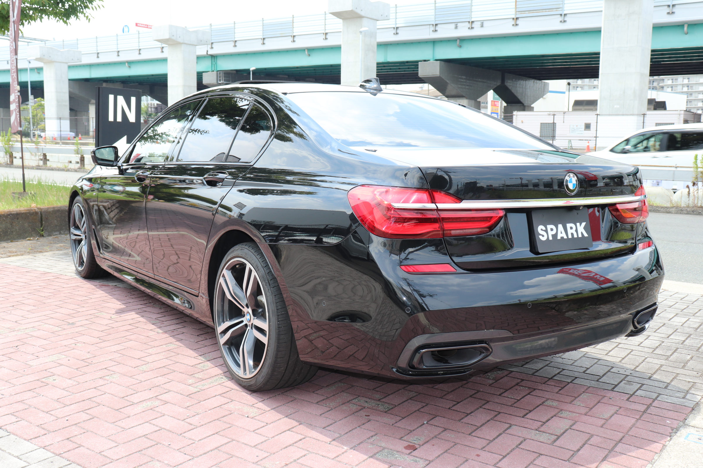 740i Mスポーツ サンルーフ モカレザー マッサージ付きフロントシート車両画像07