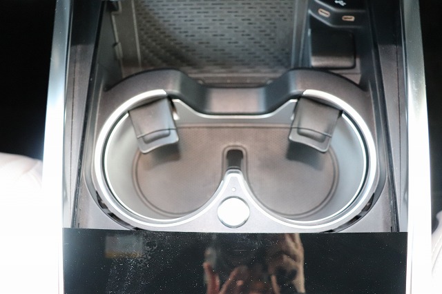 G450d　ローンチエディション　MBUX　プラチナホワイトナッパーレザー車両画像13