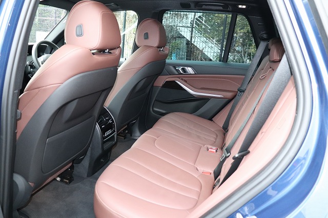 X5 xDrive35d Mスポーツ　ブラウンレザー　パノラマサンルーフ　オートトランク車両画像11