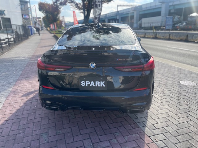 M235i xドライブ グランクーペ 4WD プラスパッケージ BMWライブコックピット アンビエントライト車両画像06