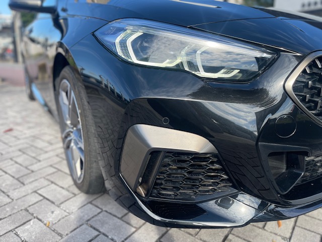 M235i xドライブ グランクーペ 4WD プラスパッケージ BMWライブコックピット アンビエントライト車両画像08